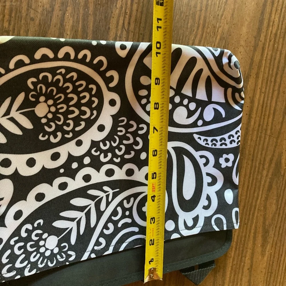 Thirty one black and white small tote bag for walker or wheelchair new - Picture 4 of 5